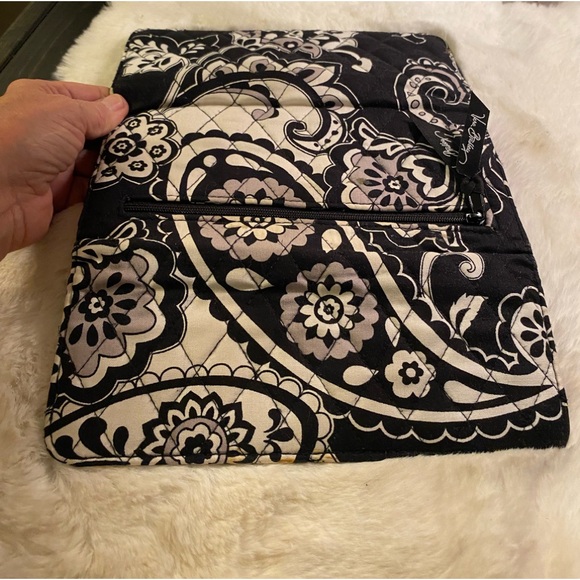 Vera Bradley Trifold Wallet Midnight Paisley Floral Clutch PURSE-SALE was $35 P1 - Picture 7 of 10